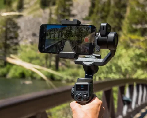 GoPro-Umumkan-Fluid-Pro-AI,-Gimbal-Pintar-dengan-AI-Tracking-untuk-Action-Camera-Hingga-Smartphone