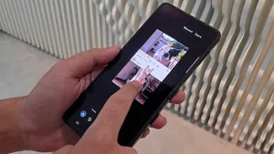 3 Langkah Bikin Konten 3D Split Screen Instagram Pakai Generative Edit di Galaxy Z Fold7 Z Flip7