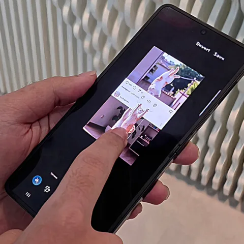 3 Langkah Bikin Konten 3D Split Screen Instagram Pakai Generative Edit di Galaxy Z Fold7 Z Flip7