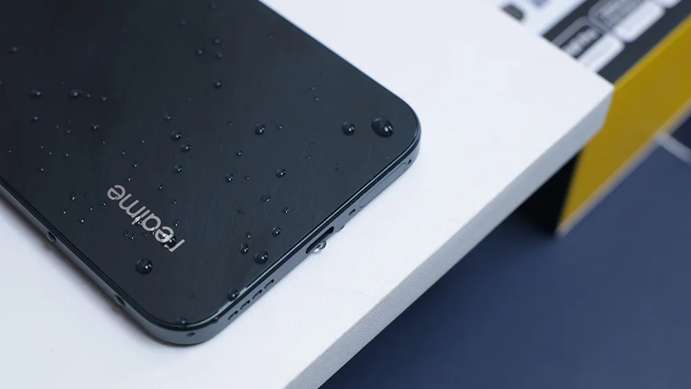 Review-realme-C85-Pro-Desain-6