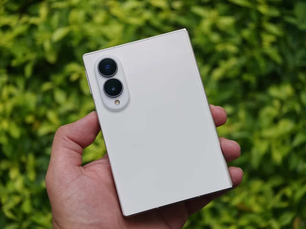 Galaxy Z Fold8 - 50MP